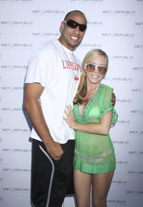 Kendra Wilkinson, Hank Baskett, pictures, picture, photos, photo, pics, pic, images, image, hot, sexy, latest, new