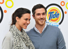 Dave Annable, Odette Yustman, engaged, engagement, wedding,  dating, pictures, picture, photos, photo, pics, pic, images, image,  hot, sexy, latest, new, 2010