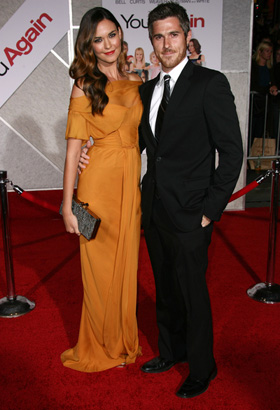 Dave Annable, Odette Yustman, wedding, married, engaged, engagement, dating, pictures, picture, photos, photo, pics, pic, images, image,  hot, sexy, latest, new, 2010