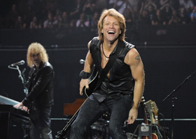 Jon Bon Jovi, injured, stage, concert, performance, pictures, picture, photos, photo, pics, pic, images, image, hot, sexy, latest, new, 2010