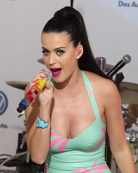 Katy Perry, Victoria's Secret, fashion, show, pictures, picture, photos, photo, pics, pic, images, image, hot, sexy, latest, new, 2010