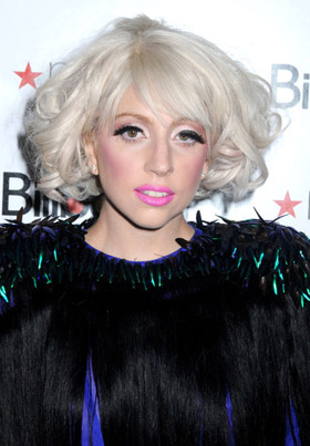 Hollywood Tours on Lady Gaga  Pictures  Picture  Photos  Photo  Pics  Pic  Images  Image