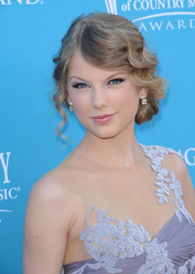 Taylor Swift, CMT Music Awards, nominations, nominees list, pictures, picture, photos, photo, pics, pic, images, image, hot, sexy, latest, new, 2010