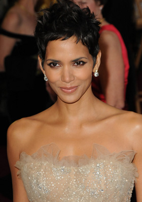 Halle Berry, pictures, picture, photos, photo, pics, pic, images, image, hot, sexy, latest, new, 2011