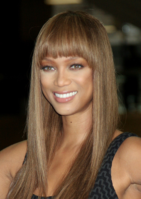 Tyra Banks, pictures, picture, photos, photo, pics, pic, images, image, hot, sexy, boobs, breasts, slip