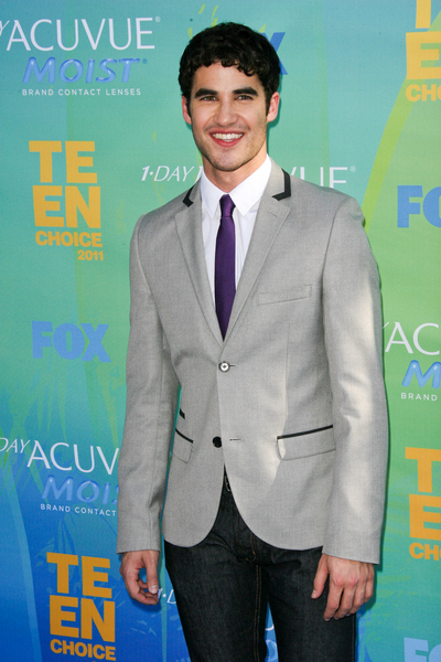 Darren Criss Pictures: Teen Choice Awards 2011 Red (Blue) Carpet Photos, Pics