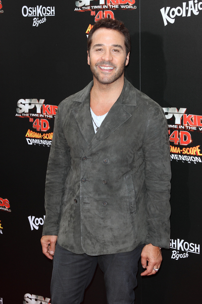 Jeremy Piven Pictures: Spy Kids: All the Time in the World Movie Premiere Photos, Pics