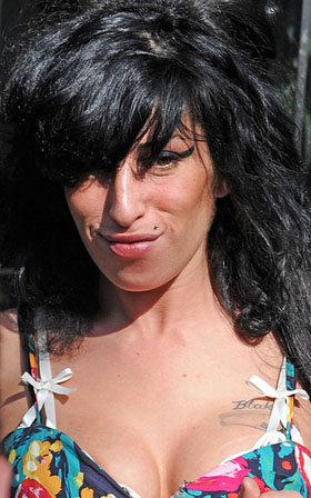 Amy Winehouse, pictures, picture, photos, photo, pics, pic, images, image, hot, sexy, latest, new