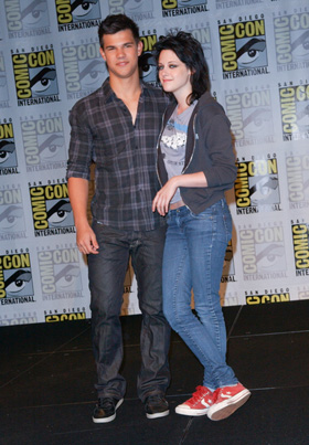 Taylor Lautner, Kristen Stewart, pictures, picture, photos, photo, pics, pic, images, image, hot, sexy, latest, new