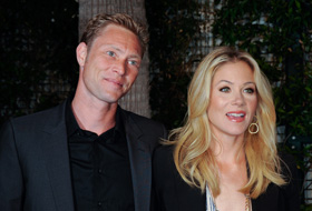 Christina Applegate, Martyn Lenoble, pregnant, pregnancy, expecting, baby, fiance, married, pictures, picture, photos, photo, pics, pic, images, image, hot, sexy, latest, new