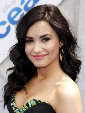 Demi Lovato, in, rehab, pictures, picture, photos, photo, pics, pic, images, image, hot, sexy, latest, new, 2010
