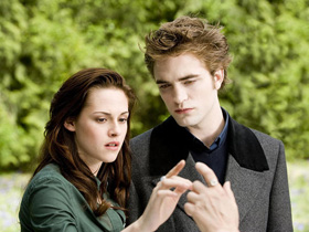 Twilight, New Moon, Eclipse, trailer, Kristen Stewart, Robert Pattinson, pictures, picture, photos, photo, pics, pic, images, image, hot, sexy, latest, new, 2010
