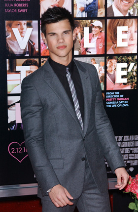 Taylor Lautner, pictures, picture, photos, photo, pics, pic, images, image, hot, sexy, latest, new, 2011