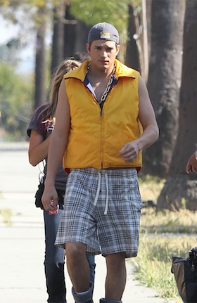 Ashton Kutcher, pictures, picture, photos, photo, pics, pic, images, image, hot, sexy, latest, new, 2011