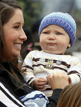 Bristol Palin, son, Tripp Johnston, pictures, picture, photos, photo, pics, pic, images, image, hot, sexy, latest, new, 2011