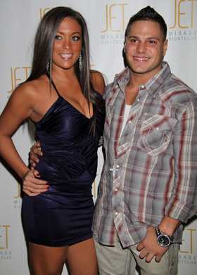 Sammi Giancola, Ronnie Magro, split, break, up, breakup, dating, Jersey Shore, pictures, picture, photos, photo, pics, pic, images, image, hot, sexy, latest, new, 2011