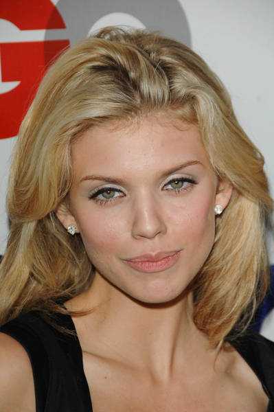 AnnaLynne McCord Hairstyle Pictures: GQ Men of the Year Awards Party ...
