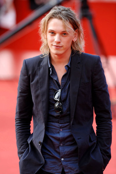 Jamie Campbell Bower Pictures: The Twilight Saga: New Moon Premiere ...